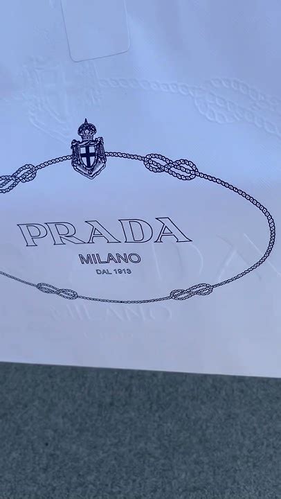 prada pick up.